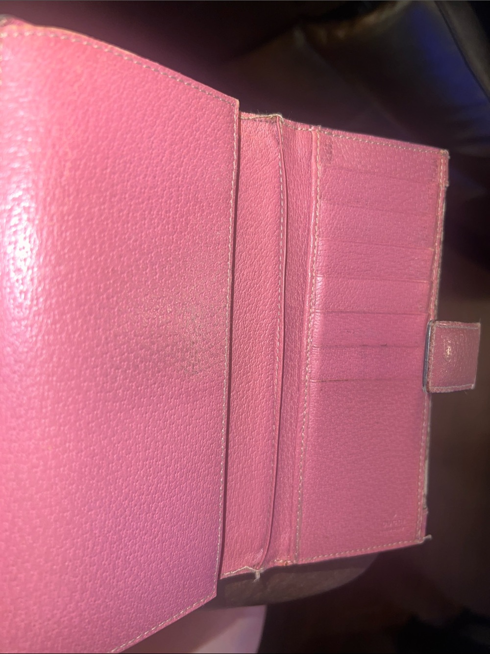 Gucci Beige Monogram Wallet with Pink Trim and Accents - Picture 7 of 7